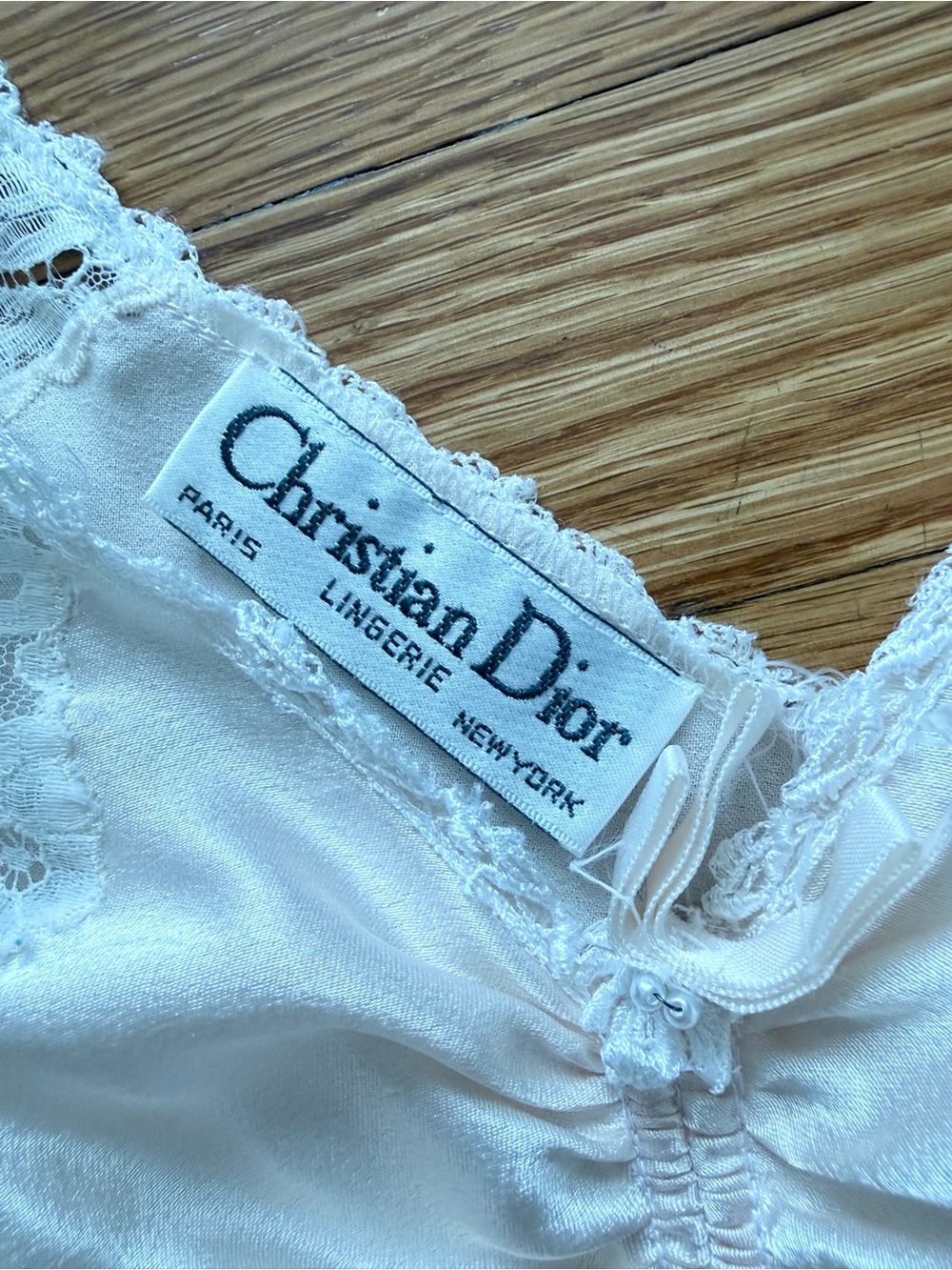 Vintage Christian Dior flirty lace trim long nightie Large - Picture 9 of 16